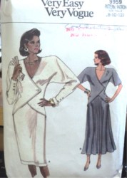 9959 EZ VOGUE ANGLE 1 BUTTON SS-LS STRT- FLARE DRESS PATTERN 8-18 2 SIZES UNCUT CHOICE